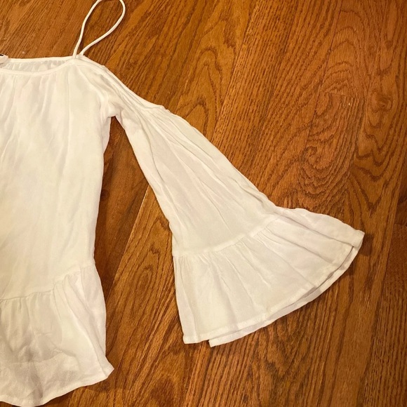 Off-the-Shoulder Top - Picture 4 of 4